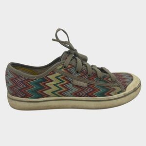 Keen Elsa Chevron Lace Up Sneakers Size 9 Fair Condition Cute!